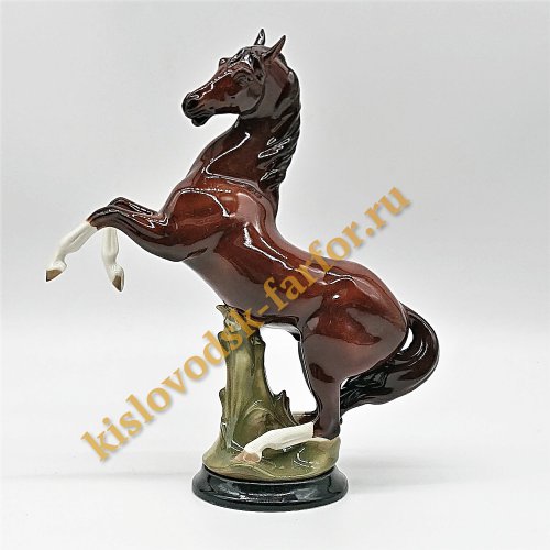Скульптура "Лошадь коричневая" Вар.-2